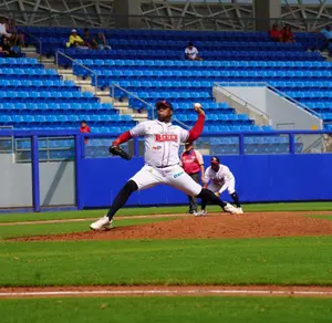 Indios del Bóer lideran la Liga Profesional de béisbol