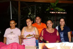 El Viejo: Tradición y sabor en la refresquería 'El Mirador'