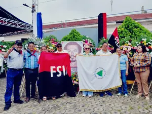Carazo honra el legado inmortal del Comandante Carlos Fonseca