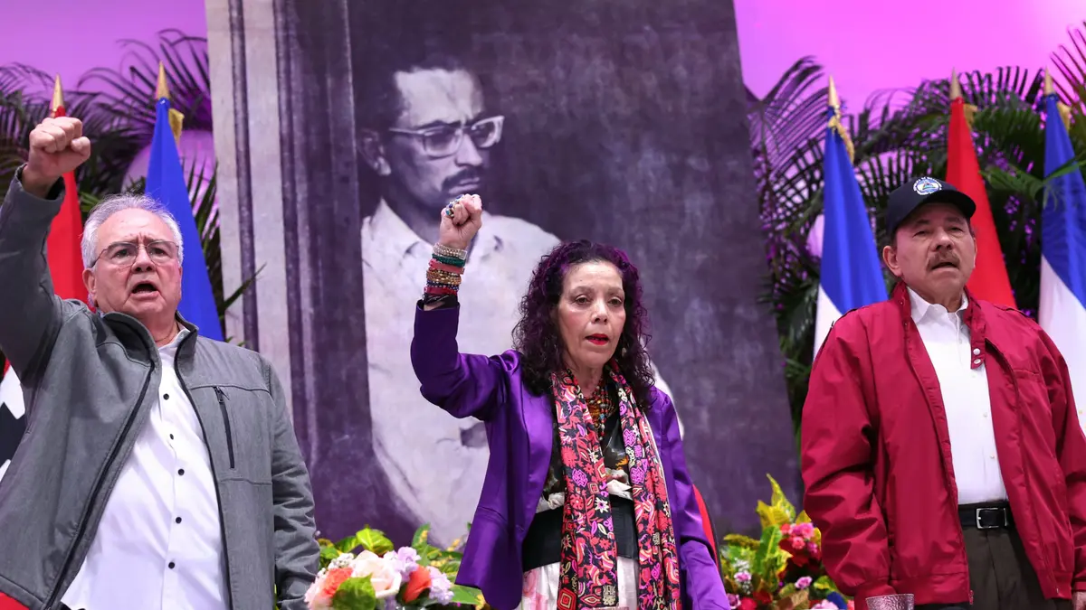 Daniel recuerda al Cmdte. Carlos: «Los traidores a la Patria serán definitivamente vencidos»