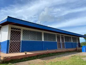 Niñez de Bluefields celebra la mejora de su escuela
