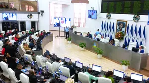 Reforma constitucional propone un parlamento más inclusivo
