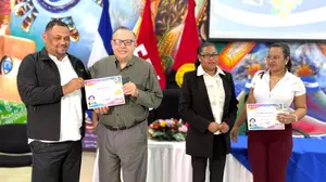 Docentes y directores se capacitan en historia e identidad caribeña