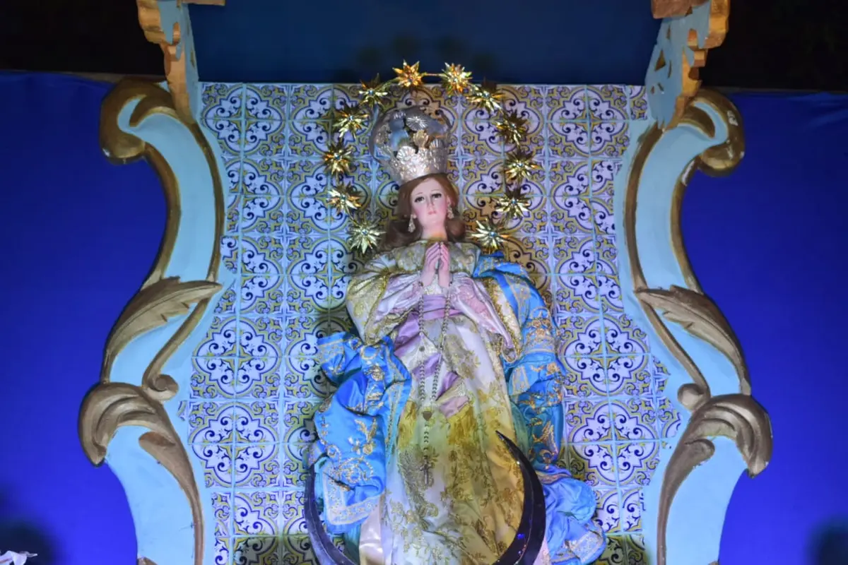 León inaugura altares a la Purísima con tradición mariana