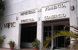 Mific avanza en comercio exterior y defensa al consumidor
