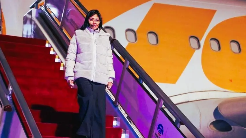Vicepresidenta de Venezuela llega a China para fortalecer relaciones bilaterales