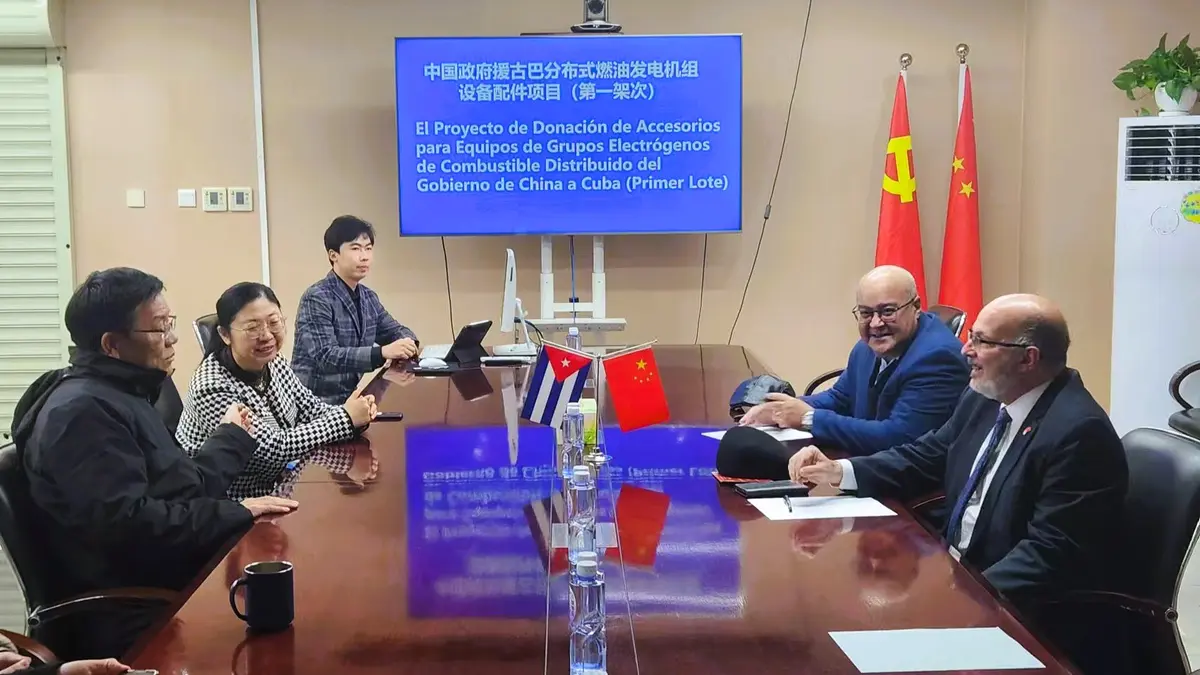 Cuba recibe ayuda de China para fortalecer su red eléctrica