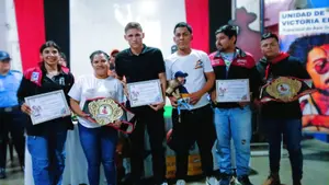 Reconocen a campeones nacionales de boxeo en Diriamba