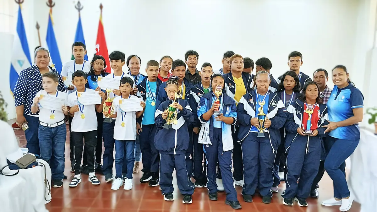 Reconocen a pequeños atletas de Bluefields por triunfos internacionales
