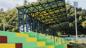 Estadio “El Nido del Cóndor” luce renovado con nuevas graderías