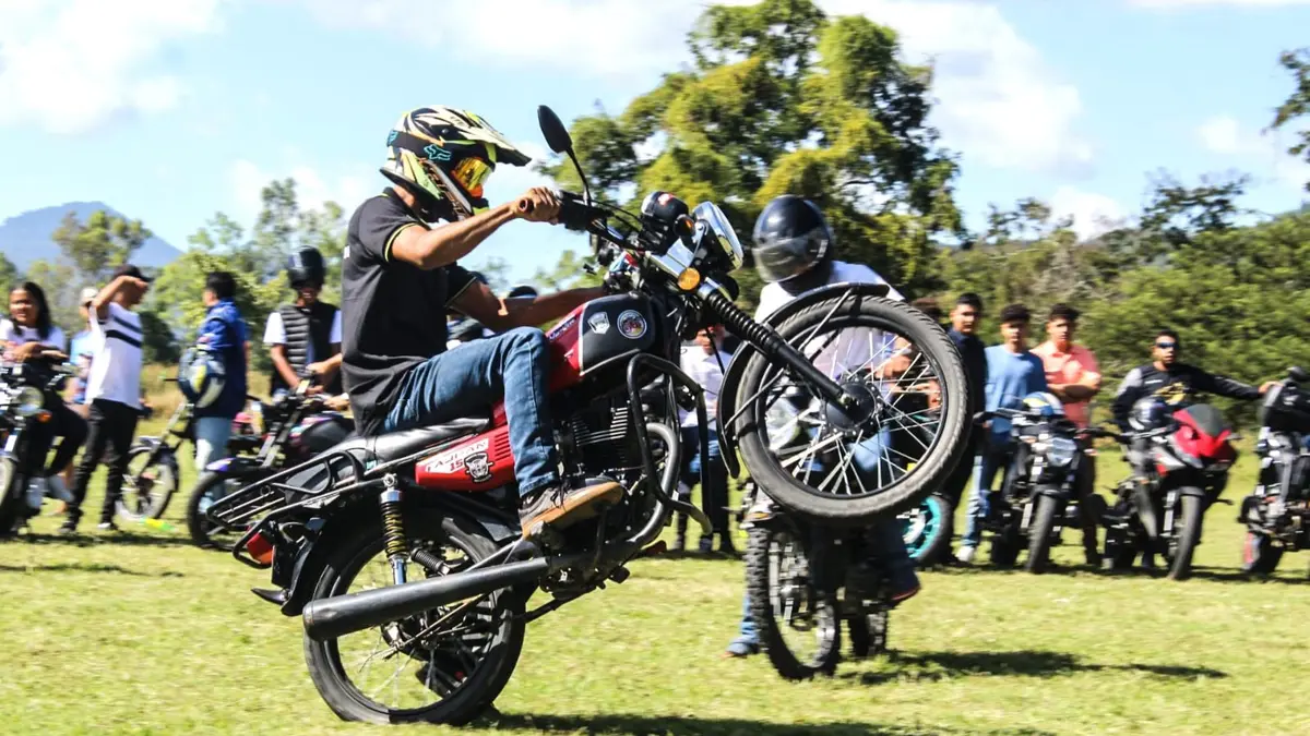 Primera Rodada Navideña 2024 arranca en Jalapa