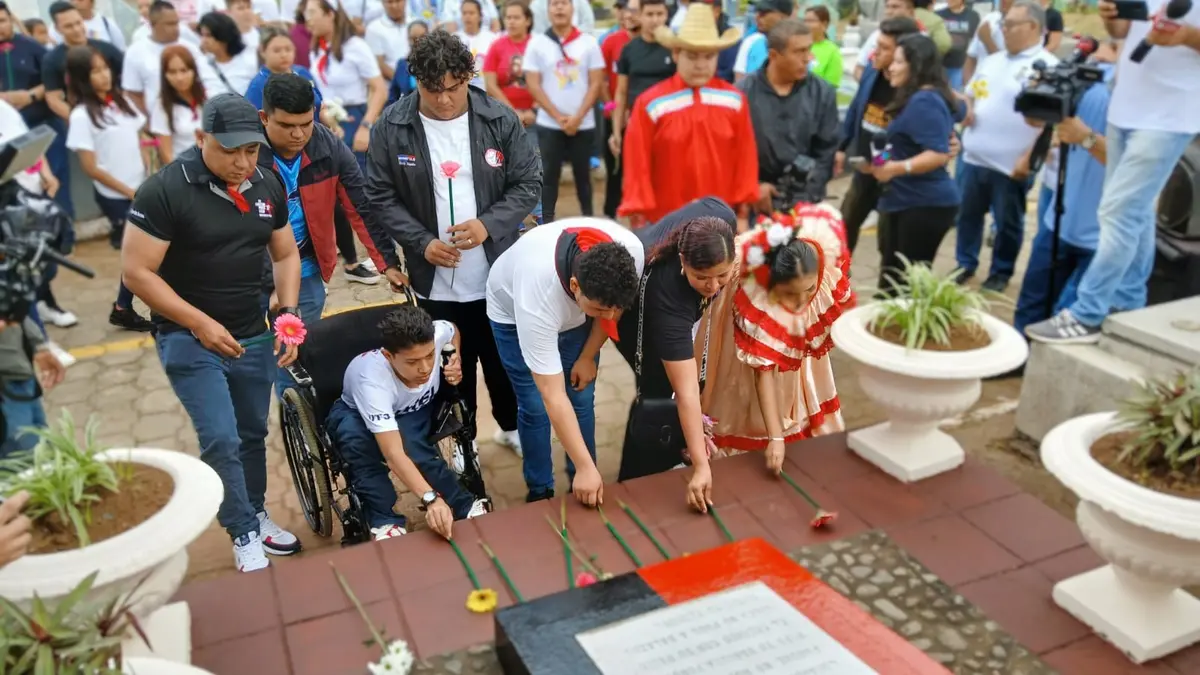 El legado de Eduardo Contreras vive en el homenaje a los héroes de la patria