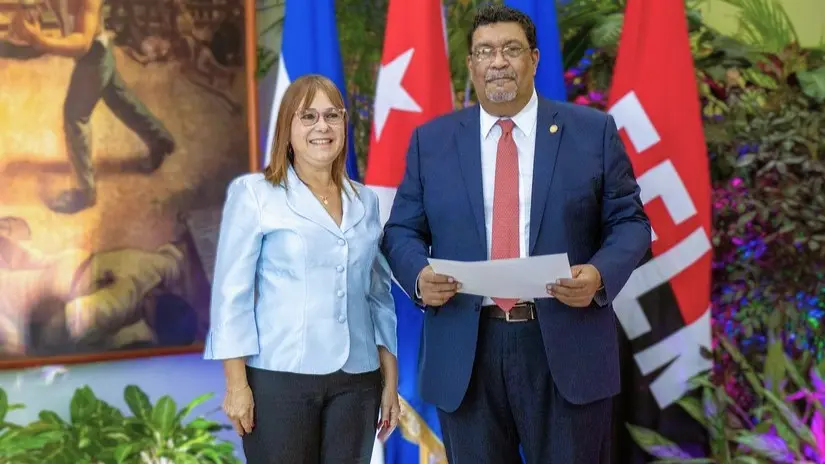 Embajadora de Cuba en Nicaragua presenta  credencial diplomática ante la Cancillería
