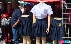 Feria escolar 2025 ofrece precios accesibles para el regreso a clases