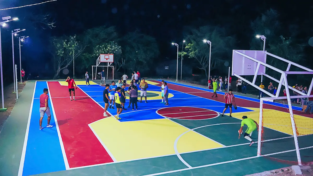 Nueva cancha multiusos impulsa el deporte en Potosí, Rivas