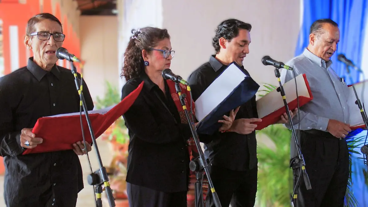 Masaya: presentan el libro "Como un Río Detenido" en la Jornada Dariana 2025