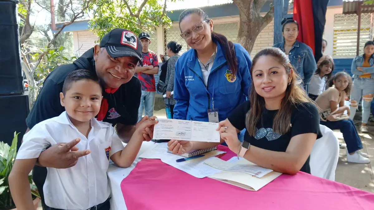 Educación inicial es prioridad en Diriamba con el Bono Escolar