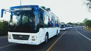 Más autobuses chinos refuerzan el transporte público en Nicaragua