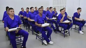 Privados de libertad inician año escolar 2025 en León