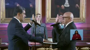 Con fuerza revolucionaria: Nicolás Maduro inicia su nuevo mandato