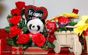 Comerciantes se preparan con promociones para el Día del Amor y la Amistad