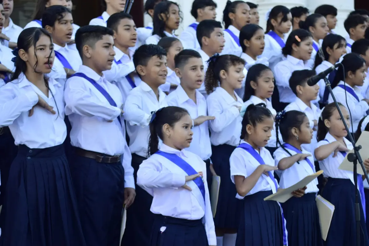 León celebra aniversario del paso a la Inmortalidad de Rubén Darío