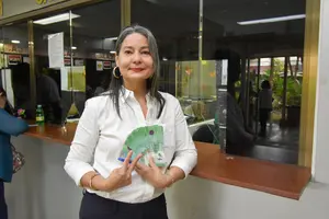 Ministerio de Salud recibe su pago anticipado de salario