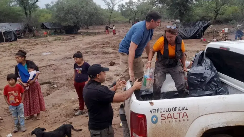 Desbordamiento del Río Pilcomayo en Argentina deja más de 500 desplazados