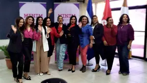 Comunicadoras y estudiantes de la UNCSM celebran el Día de la Mujer