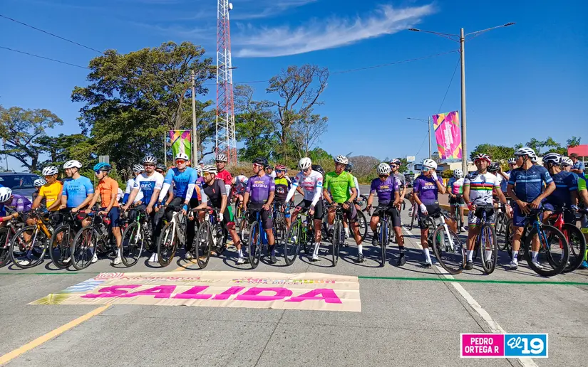 INTUR inaugura el verano con la cuarta edición del Tour Ciclístico