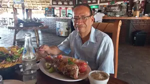 Una parada obligatoria en Corinto estas vacaciones: Restaurante El Espigón