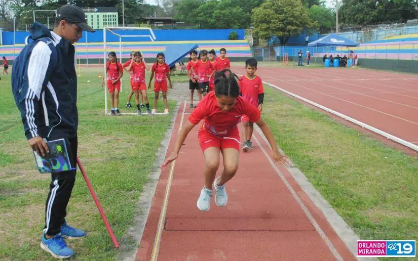 Niñez protagonista en el arranque de los Juegos Nacionales Escolares