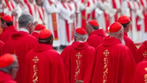 Apuestas millonarias por el nuevo papa sacuden al Vaticano