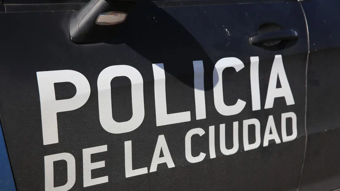 Policía es detenido tras disparar en la cabeza a su pareja embarazada