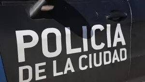 Policía es detenido tras disparar en la cabeza a su pareja embarazada