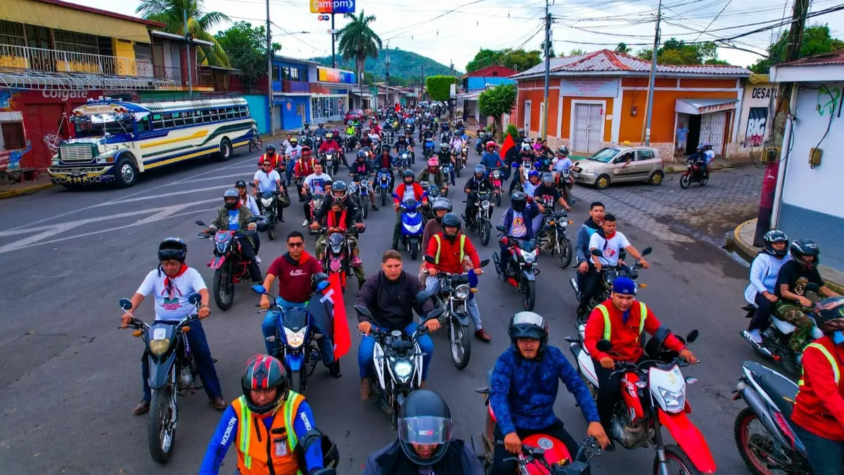 Militancia Sandinista se toma las calles para honrar a Sandino