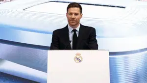Xabi Alonso toma el relevo de Ancelotti con ilusión