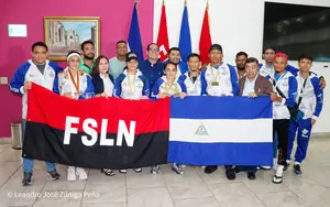 Orgullo nacional: selección de artes marciales mixtas regresa triunfante de Brasil