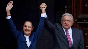 AMLO reaparece y respalda a Sheinbaum públicamente