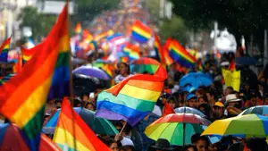 Inicia el Mes del Orgullo LGBTIQ+ con memoria y celebración