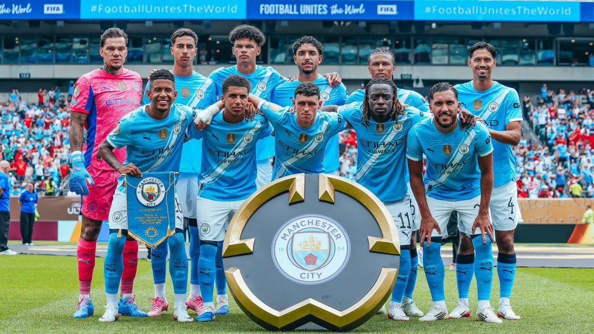 Foden y Doku lideran victoria del City frente al Wydad