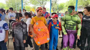 Festival de disfraces llena de alegría el Centro Educativo Melania Morales