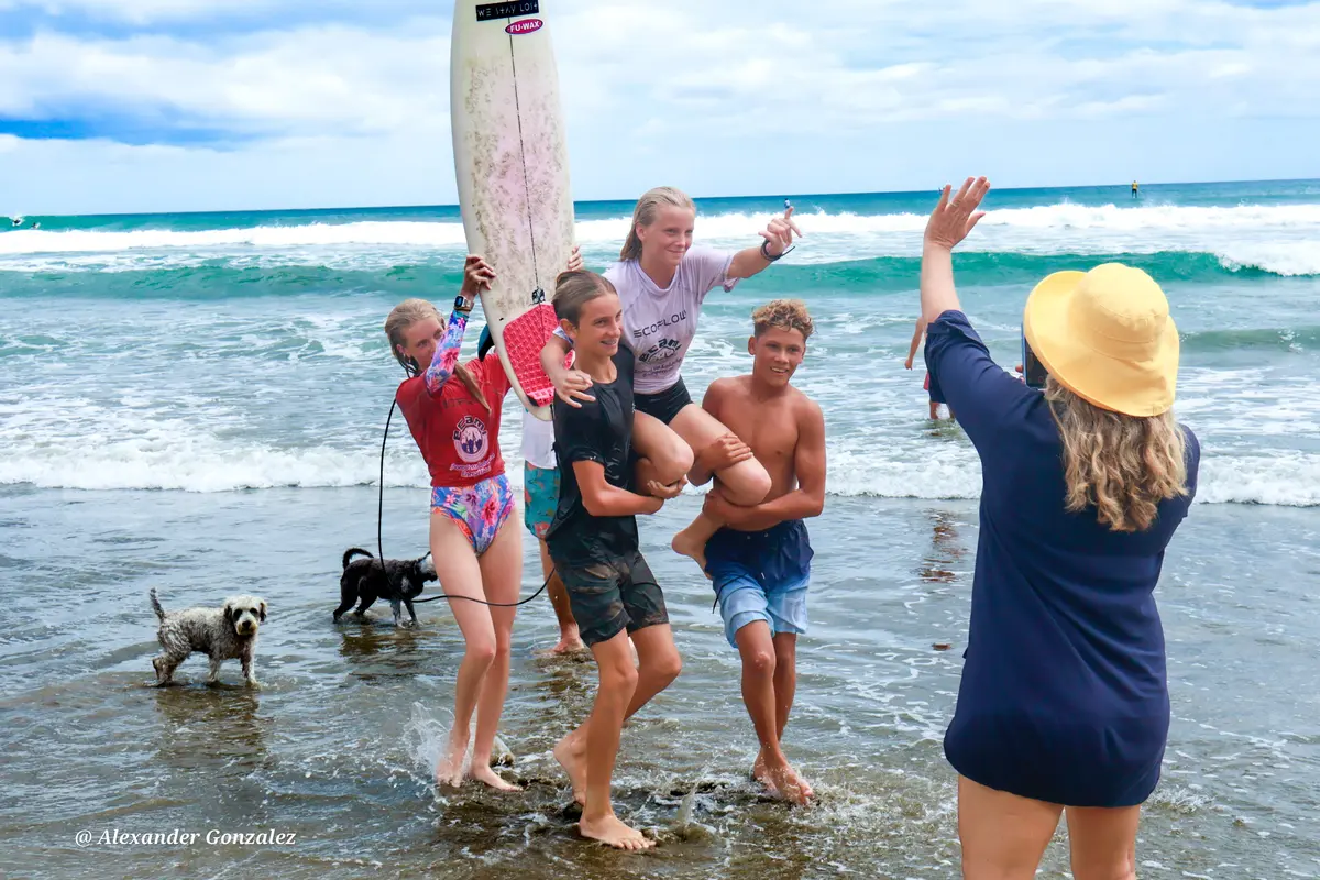 Nicaragua busca a sus mejores surfistas para los Juegos Centroamericanos 2025