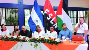 Carazo refuerza compromiso comunicacional por la verdad