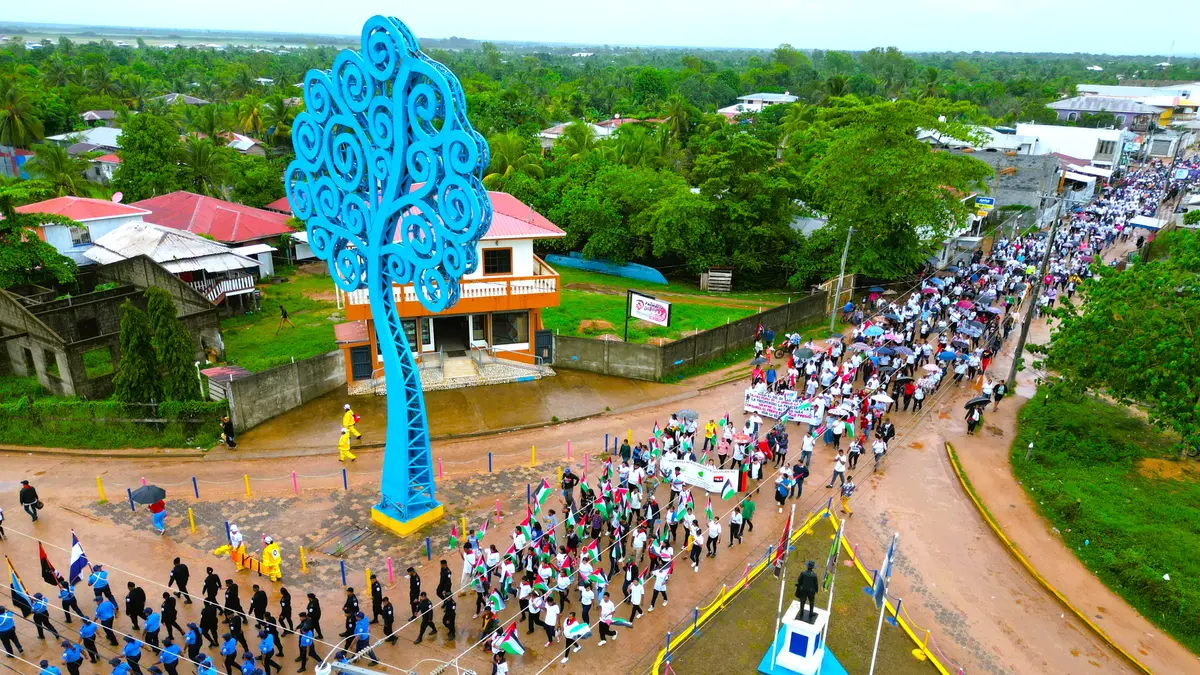 Caribe Norte celebra Ofensiva Final con caminata revolucionaria
