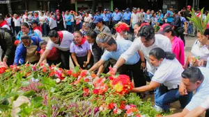 Ofrenda floral en Masaya honra legado del Comandante Carlos Fonseca
