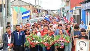Caminata revolucionaria en Jinotepe honra a Carlos Fonseca