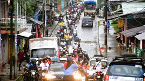 Caravana Motorizada recorre Bluefields rumbo al 46/19