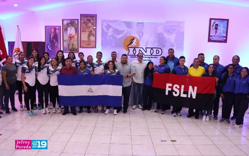 Selecciones de voleibol y goalball son abanderadas rumbo a torneos internacionales