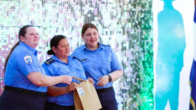 Ministerio del Interior celebra y reconoce a maestros formadores